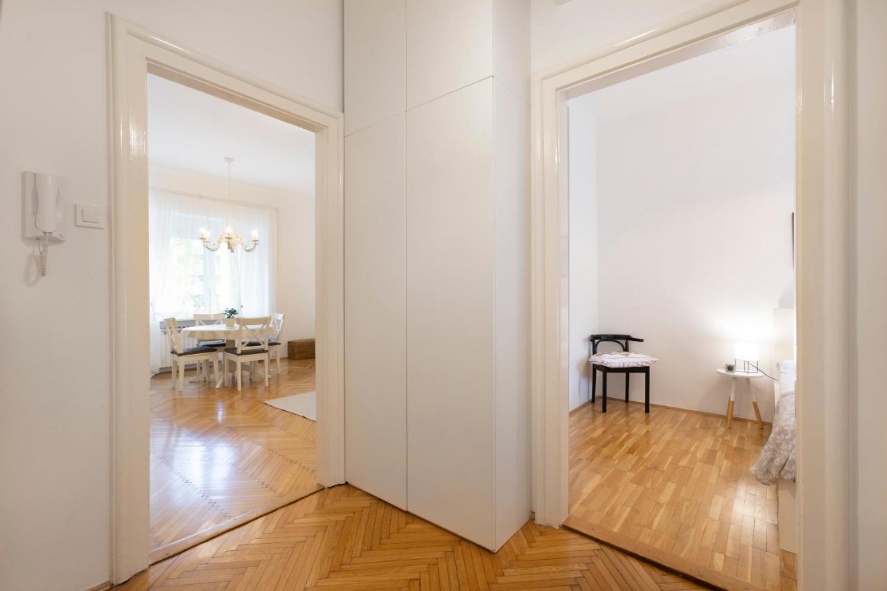 Vedrana-Near Centre And Free Garage, Electricity For Electric Cars Zagreb Ngoại thất bức ảnh